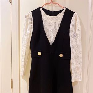 Korea dress with lace sleeves